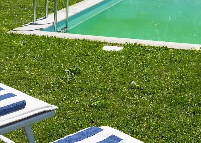 Quinta Do Linharinho * פונטה דה לימה